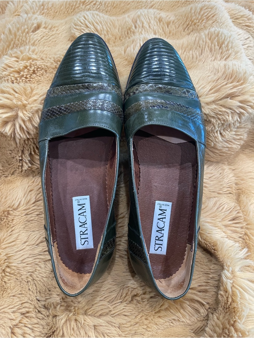 Stracam Vintage Women’s Green Leather Slip-On Loafers
